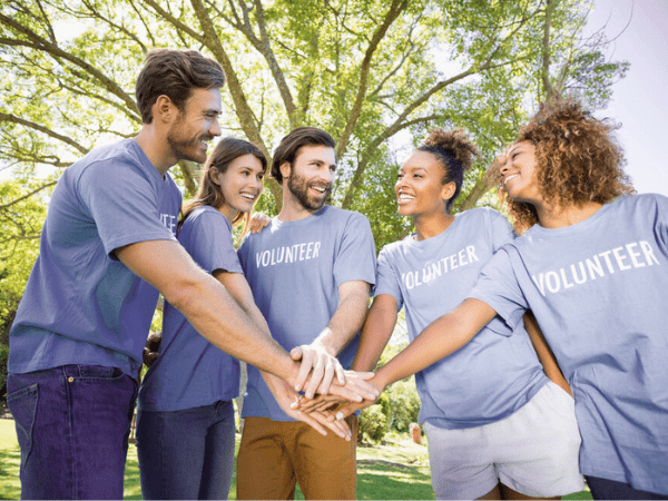 How to Attract and Engage Nonprofit Volunteers: A Step-by-Step Recruitment Guide